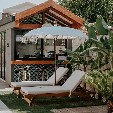 Paye Butik Bed & Breakfast Alaçatı