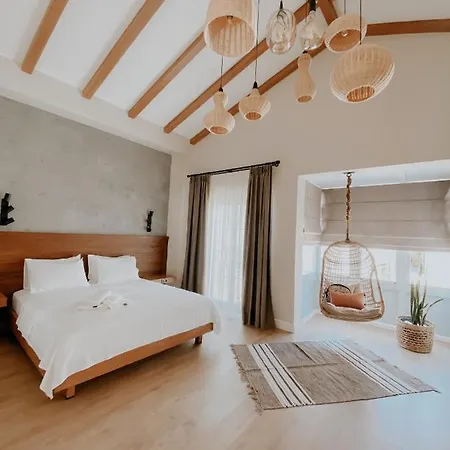 Paye Butik Bed & Breakfast 4*