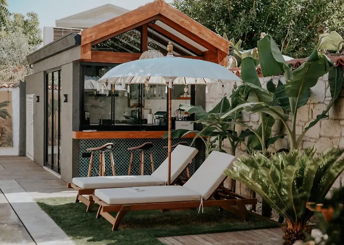 Paye Butik Bed & Breakfast Alaçatı