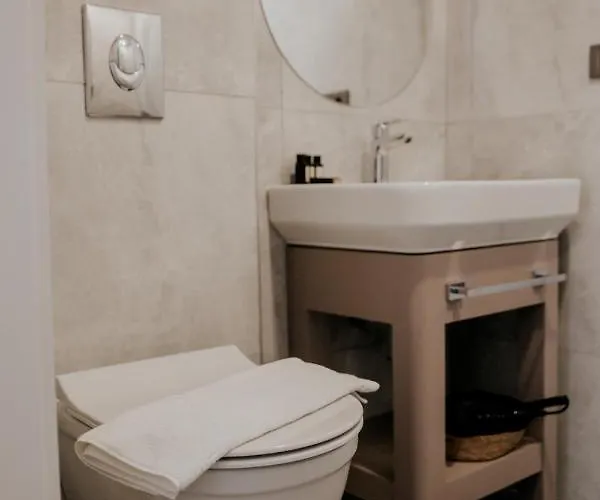 Paye Butik Nocleg ze śniadaniem